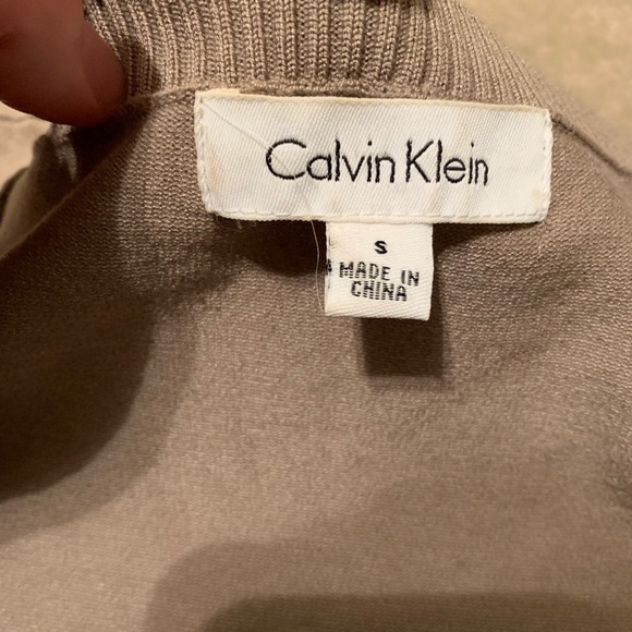 SALEπΏ Calvin Klein Beaded Sweater Vest - Picture 5 of 6